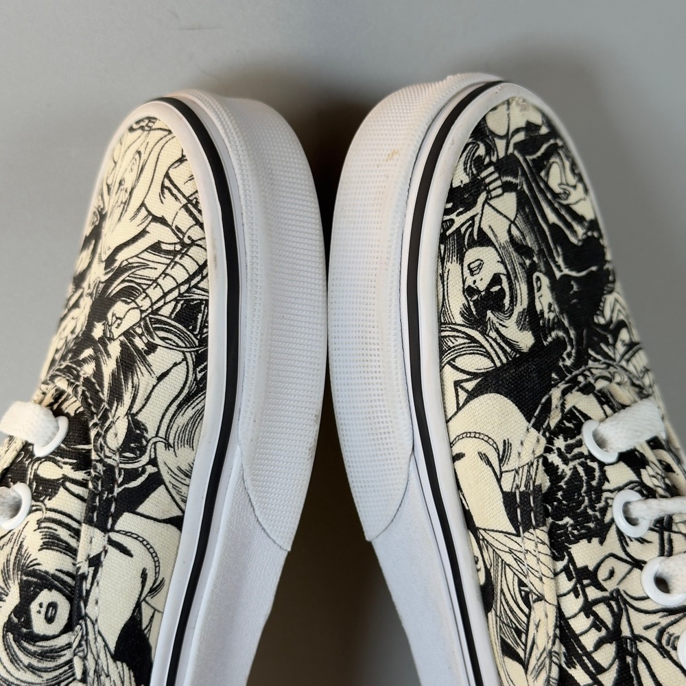 Vans Authentic Marvel Womens 7 Skate Shoes Low Lace Sneakers Superhero All‎ Over - Picture 10 of 16